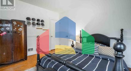 Residential - Single Family Home - Hamilton, Canada - Canada