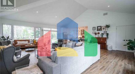 Residential - Single Family Home - Hamilton, Canada - Canada