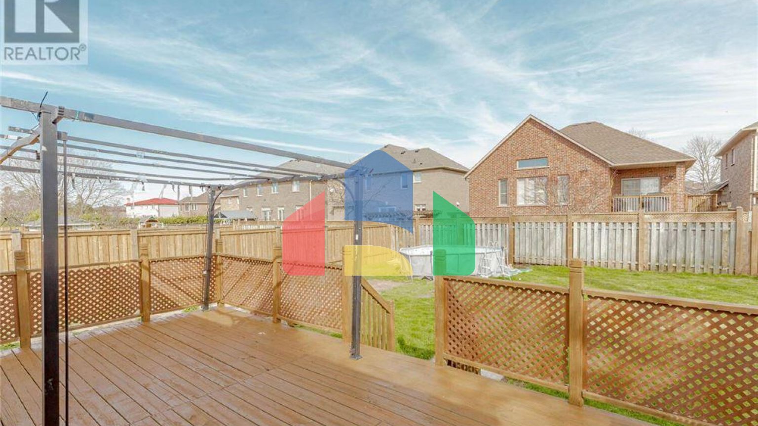 Residential - Single Family Home - Hamilton, Canada - Canada