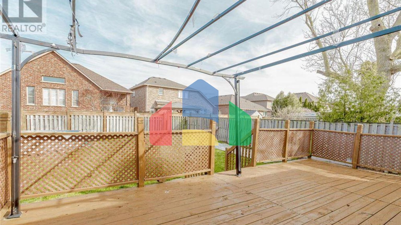 Residential - Single Family Home - Hamilton, Canada - Canada