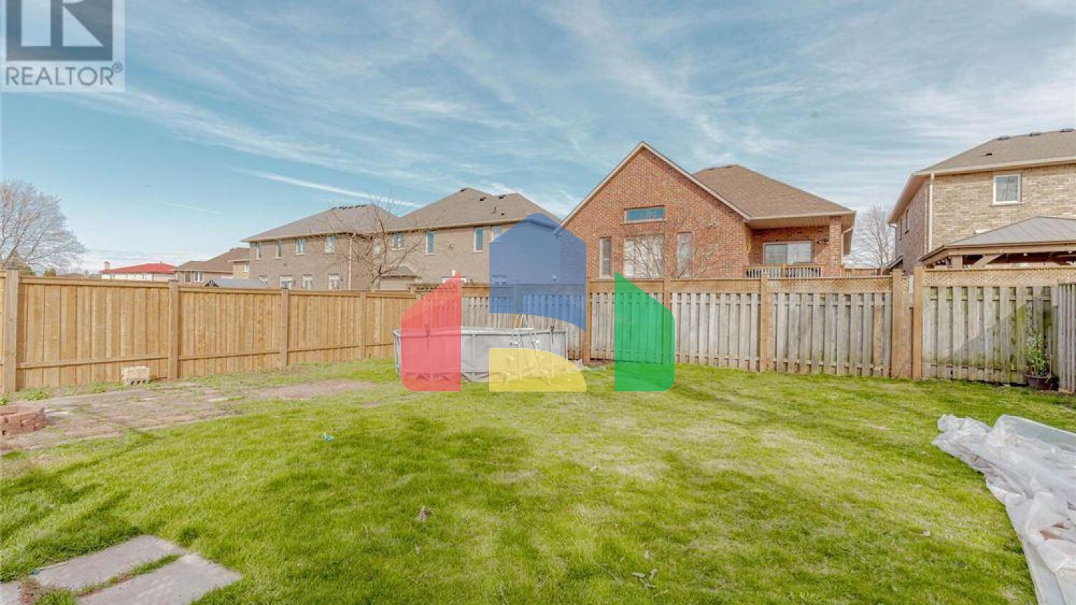 Residential - Single Family Home - Hamilton, Canada - Canada