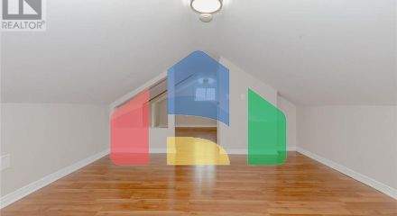 Residential - Single Family Home - Hamilton, Canada - Canada