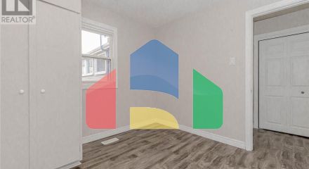 Residential - Single Family Home - Hamilton, Canada - Canada