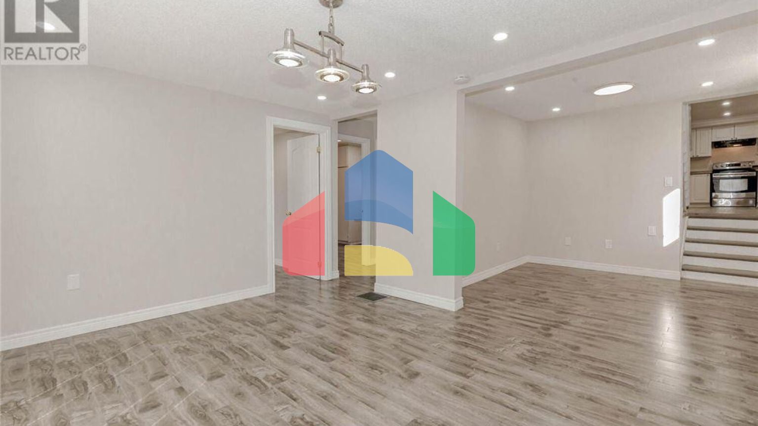 Residential - Single Family Home - Hamilton, Canada - Canada