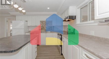 Residential - Single Family Home - Hamilton, Canada - Canada
