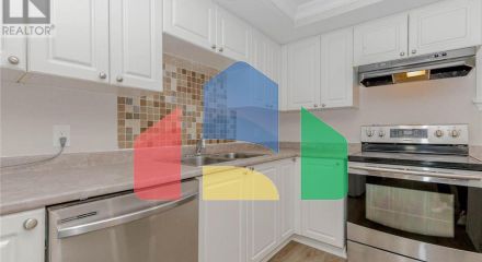 Residential - Single Family Home - Hamilton, Canada - Canada