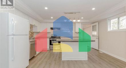 Residential - Single Family Home - Hamilton, Canada - Canada