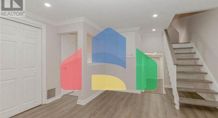 Residential - Single Family Home - Hamilton, Canada - Canada