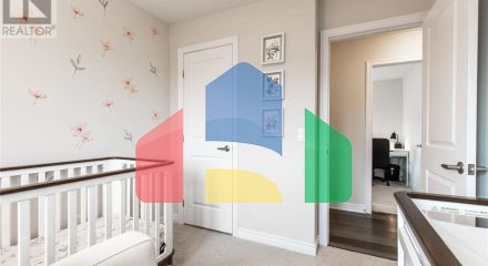 Residential - Single Family Home - Hamilton, Canada - Canada