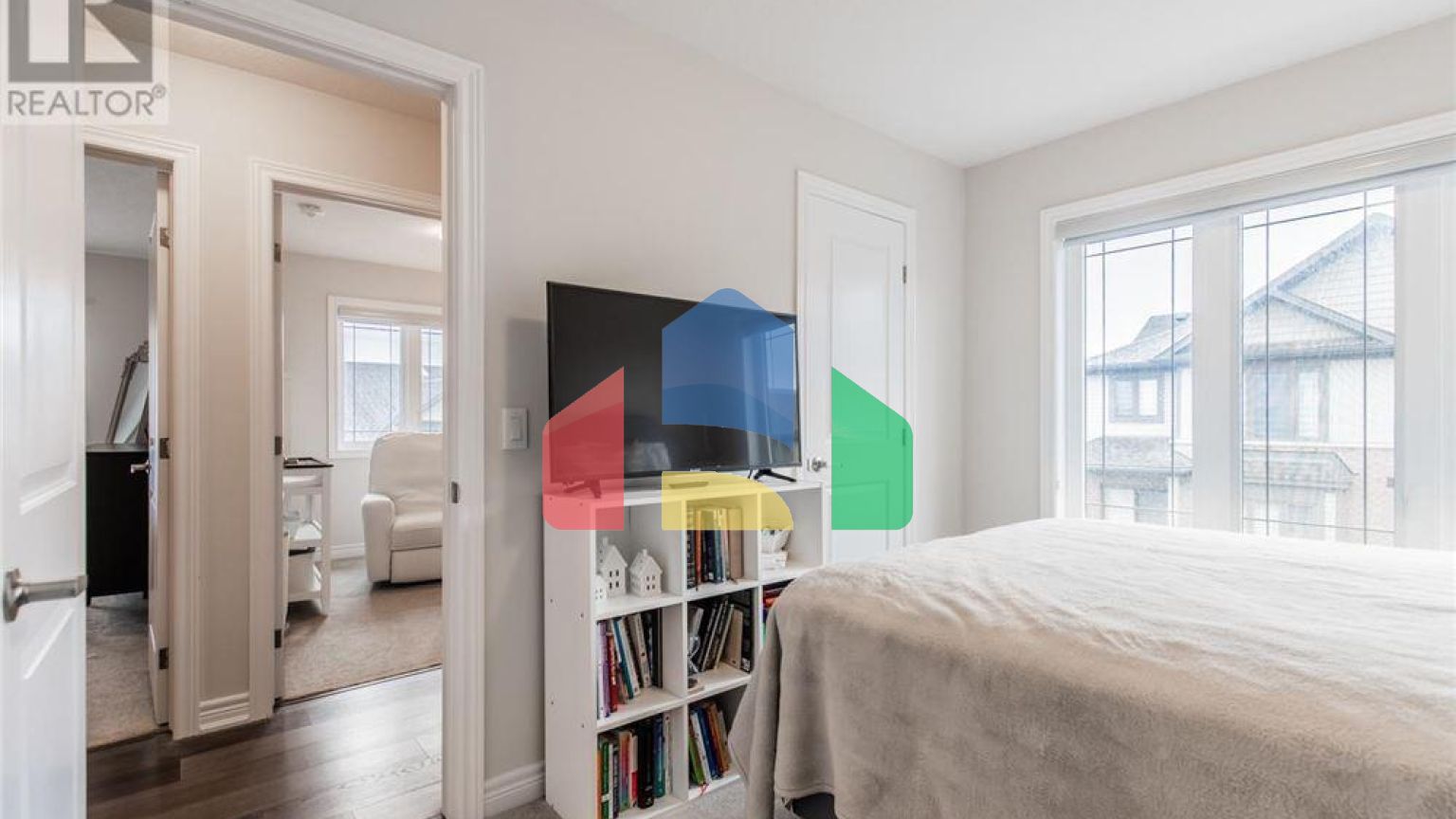 Residential - Single Family Home - Hamilton, Canada - Canada