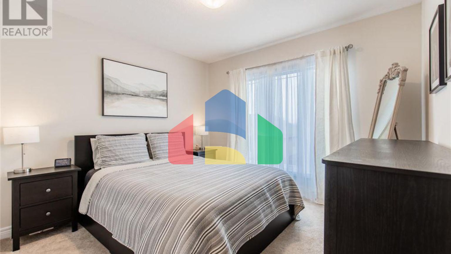 Residential - Single Family Home - Hamilton, Canada - Canada