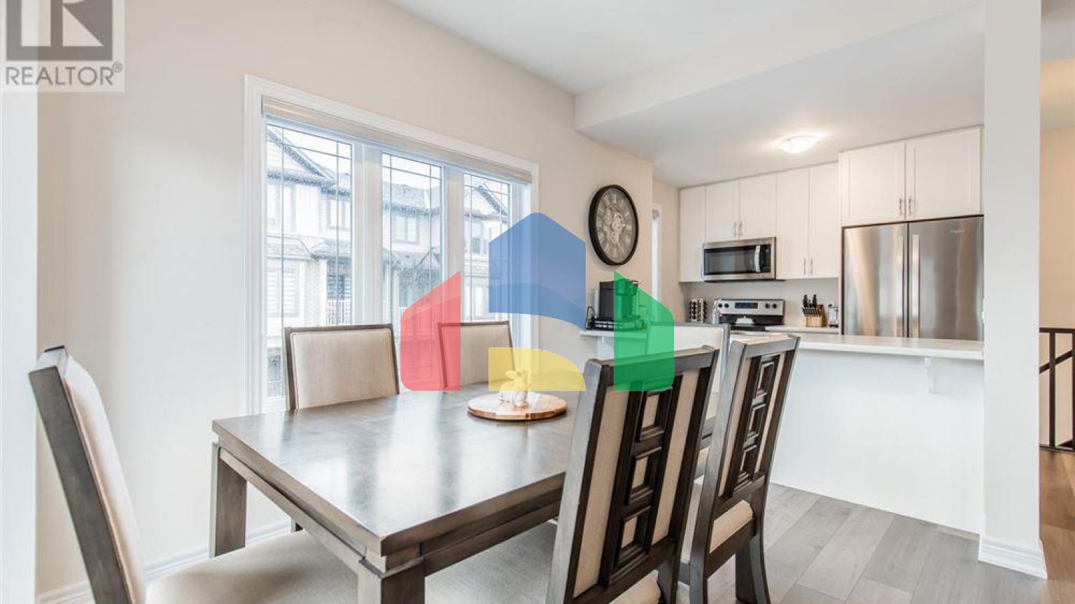 Residential - Single Family Home - Hamilton, Canada - Canada