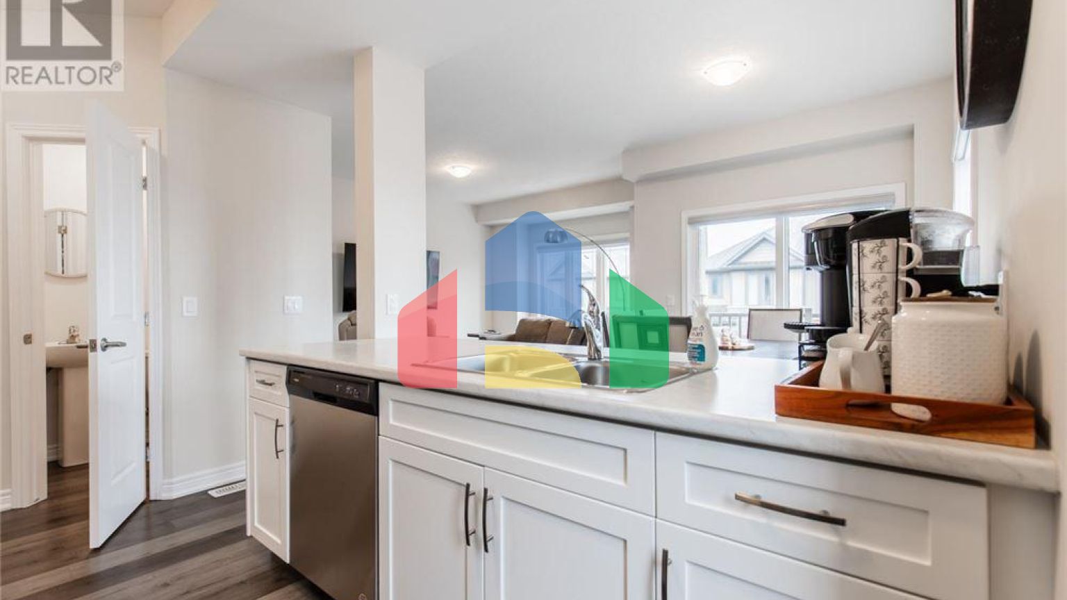 Residential - Single Family Home - Hamilton, Canada - Canada