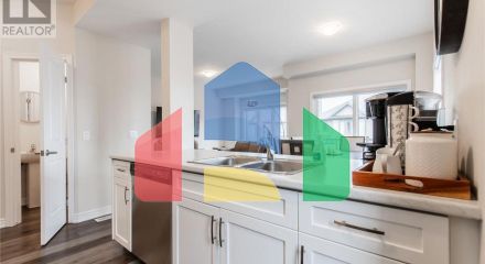 Residential - Single Family Home - Hamilton, Canada - Canada