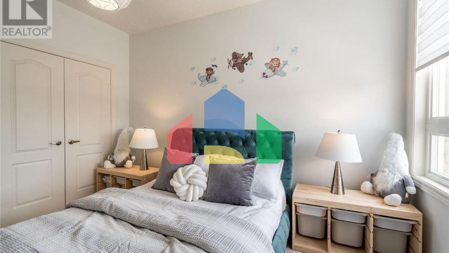 Residential - Single Family Home - Hamilton, Canada - Canada