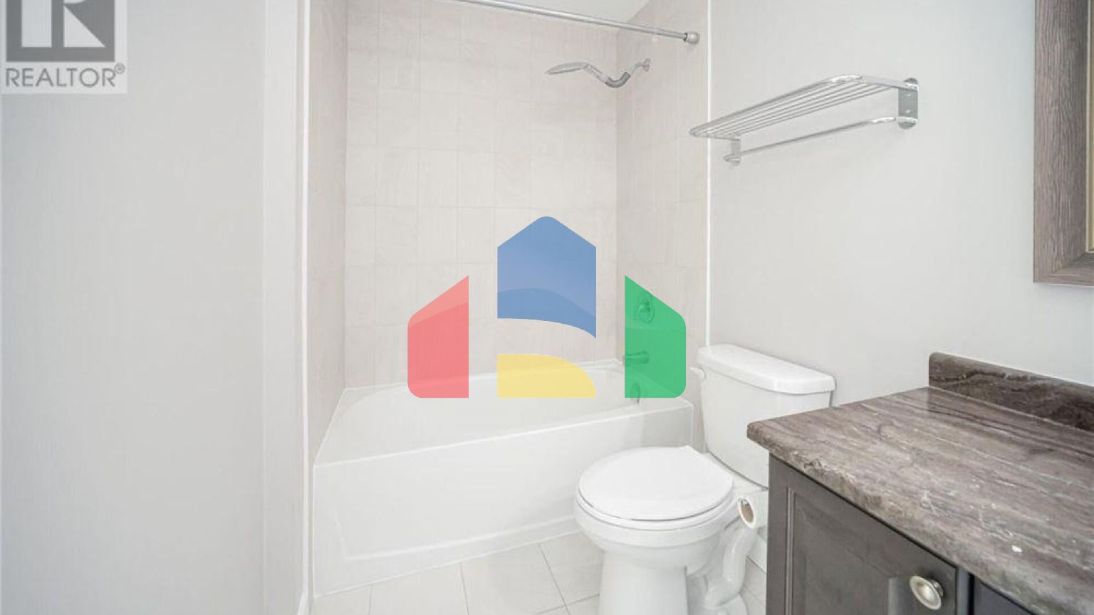 Residential - Condo/Apartment - Hamilton, Canada - Canada