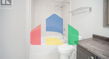 Residential - Condo/Apartment - Hamilton, Canada - Canada