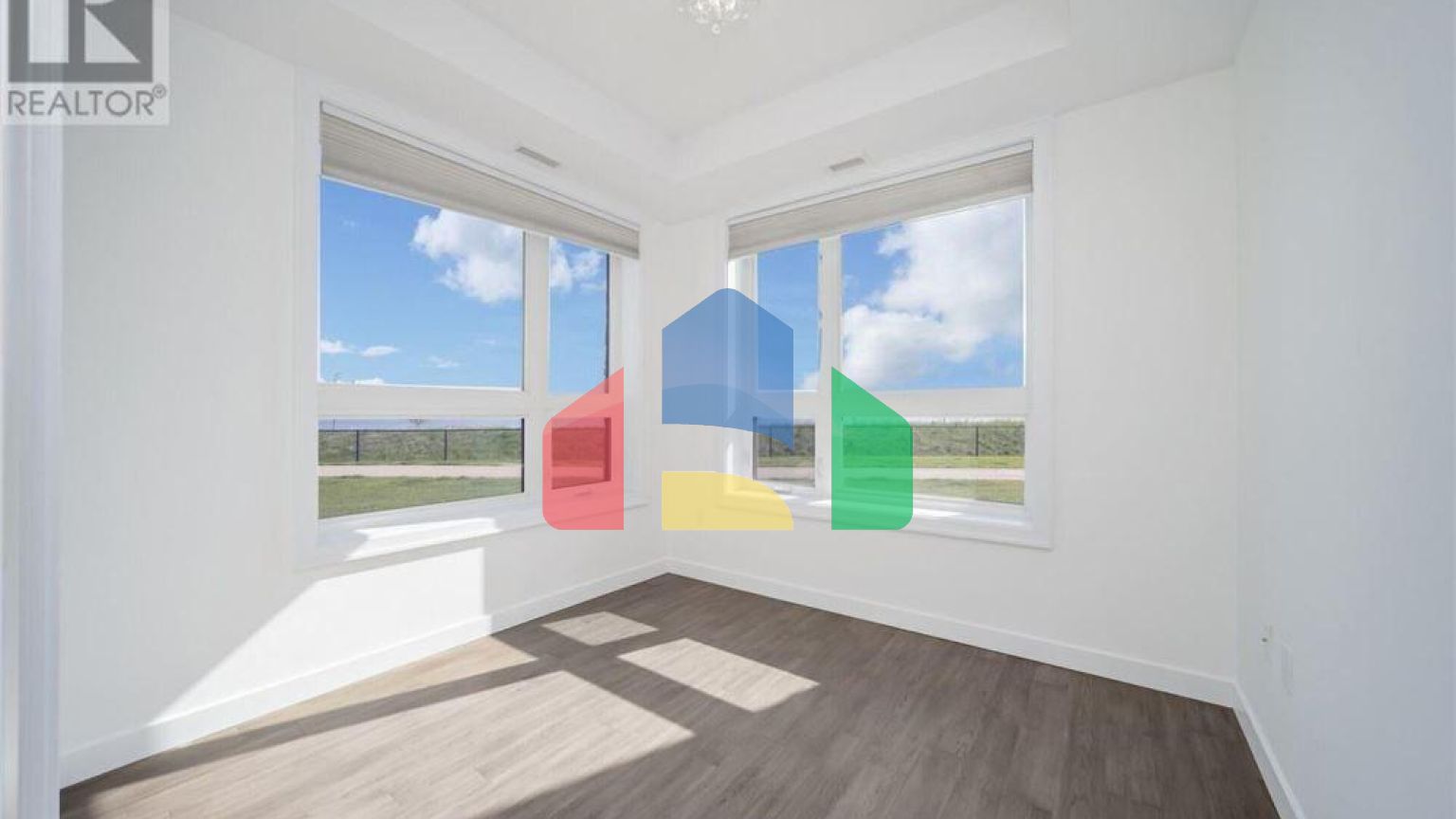 Residential - Condo/Apartment - Hamilton, Canada - Canada