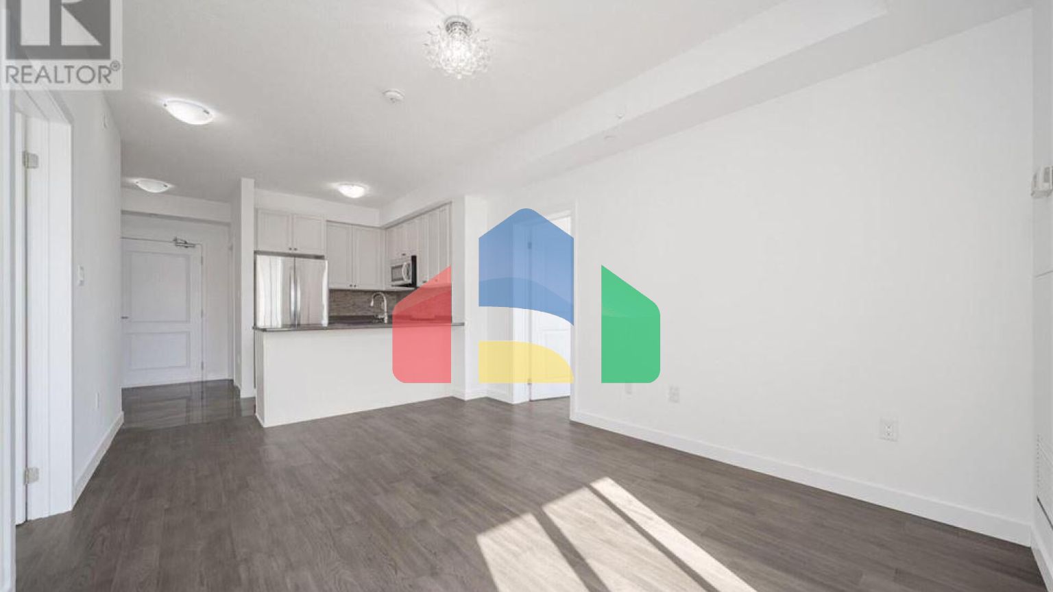 Residential - Condo/Apartment - Hamilton, Canada - Canada