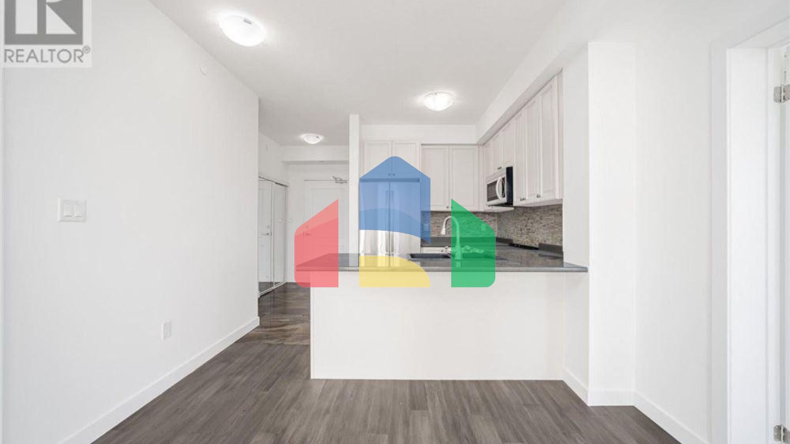 Residential - Condo/Apartment - Hamilton, Canada - Canada