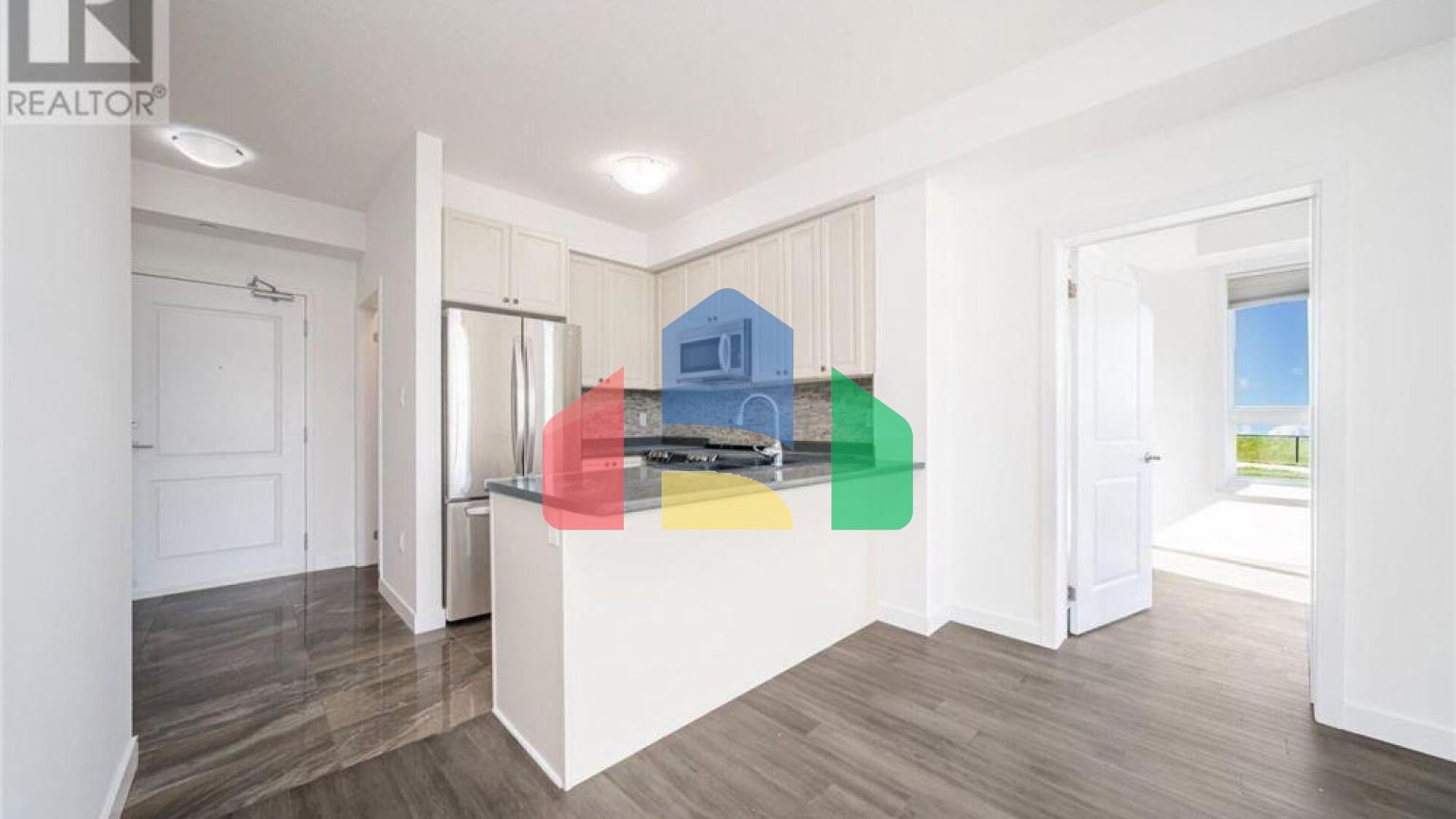 Residential - Condo/Apartment - Hamilton, Canada - Canada