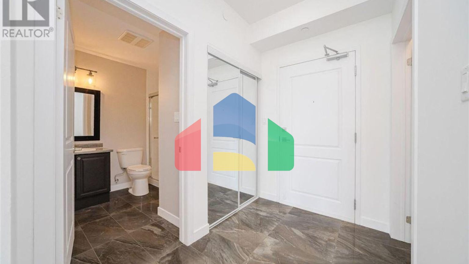 Residential - Condo/Apartment - Hamilton, Canada - Canada