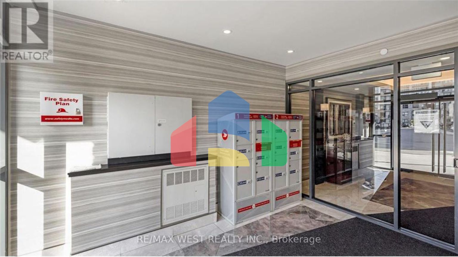 Residential - Condo/Apartment - Hamilton, Canada - Canada