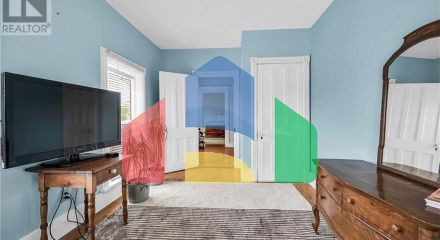 Residential - Single Family Home - Hamilton, Canada - Canada