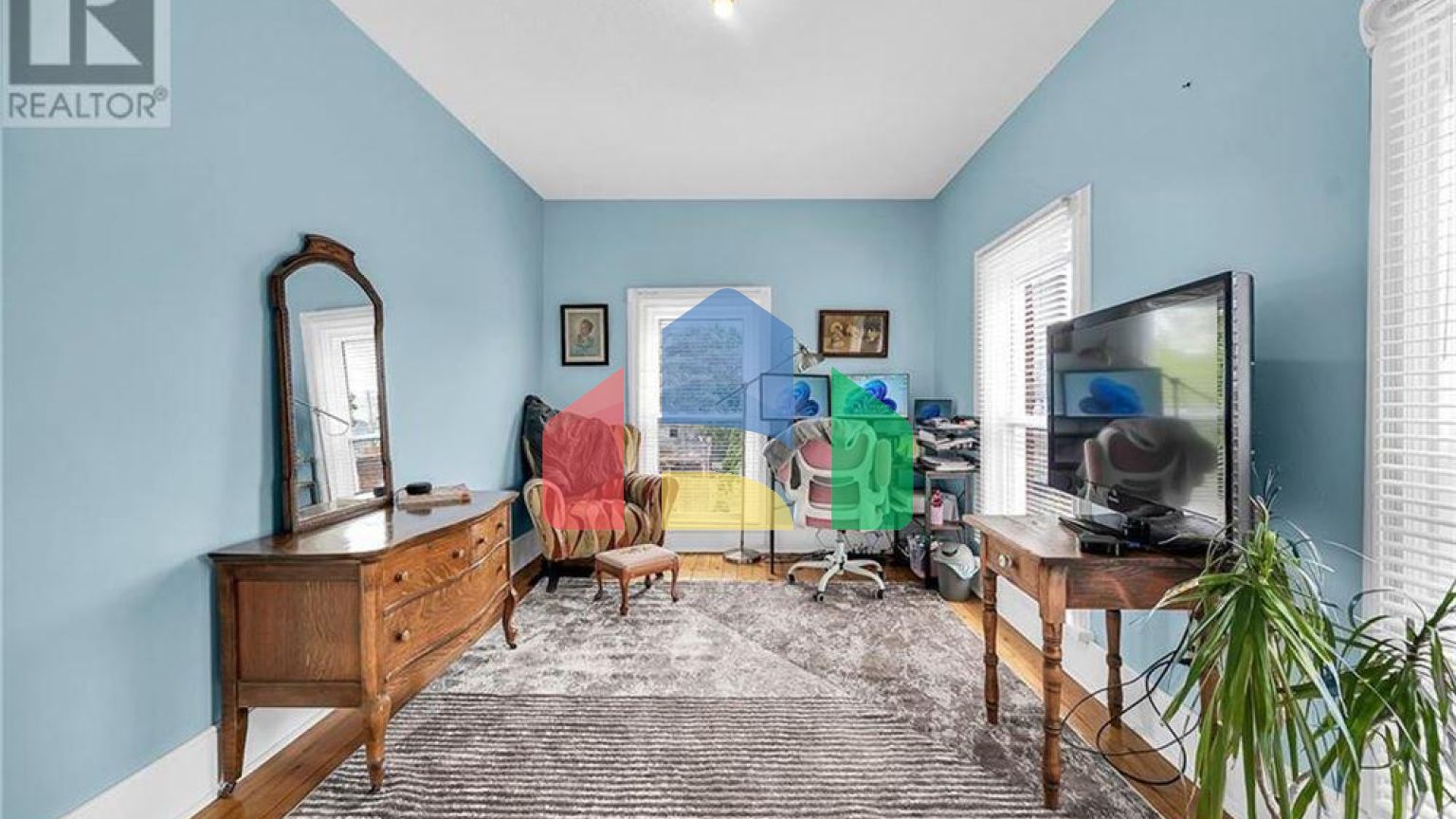 Residential - Single Family Home - Hamilton, Canada - Canada