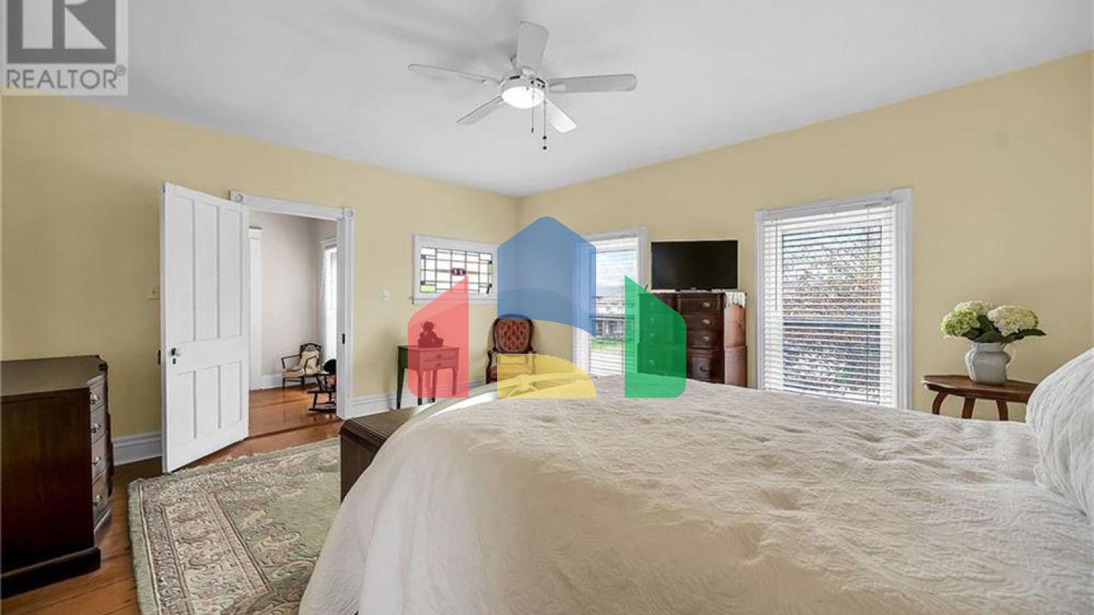 Residential - Single Family Home - Hamilton, Canada - Canada