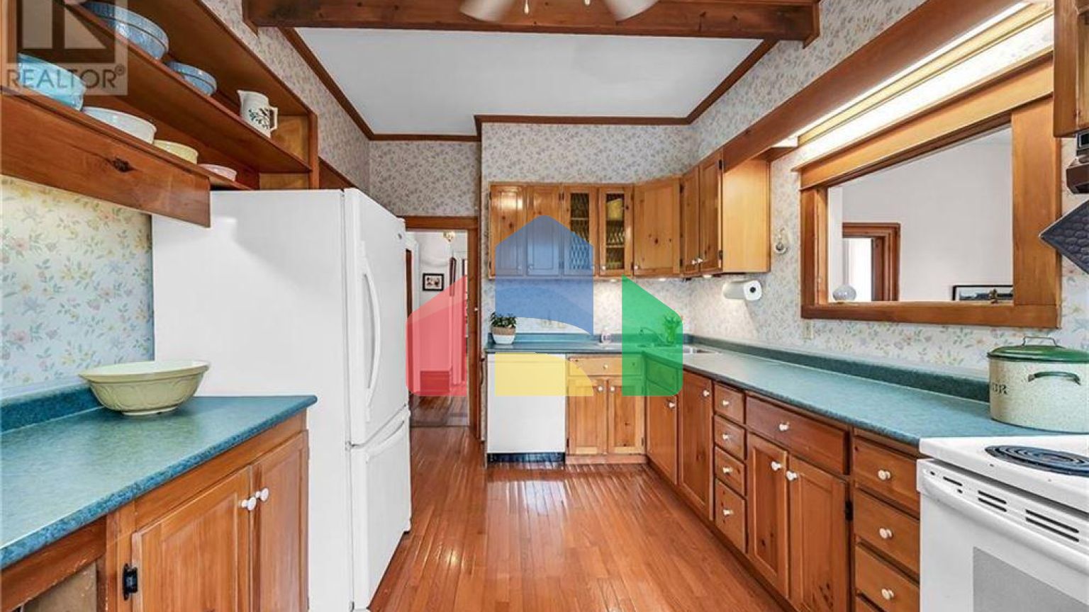 Residential - Single Family Home - Hamilton, Canada - Canada