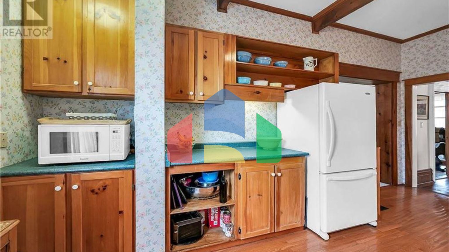 Residential - Single Family Home - Hamilton, Canada - Canada