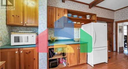 Residential - Single Family Home - Hamilton, Canada - Canada