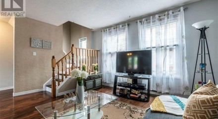 Residential - Townhouse - Hamilton, Canada - Canada