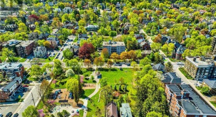 Residential - Condo/Apartment - Hamilton, Canada - Canada