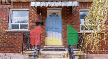 Residential - Single Family Home - Hamilton, Canada - Canada