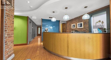 Commercial - Commercial/Retail - Hamilton, Canada - Canada