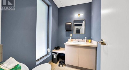 Commercial - Commercial/Retail - Hamilton, Canada - Canada
