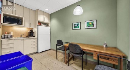 Commercial - Commercial/Retail - Hamilton, Canada - Canada