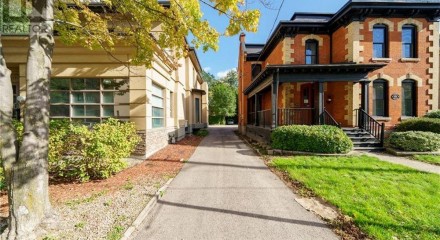 Commercial - Commercial/Retail - Hamilton, Canada - Canada