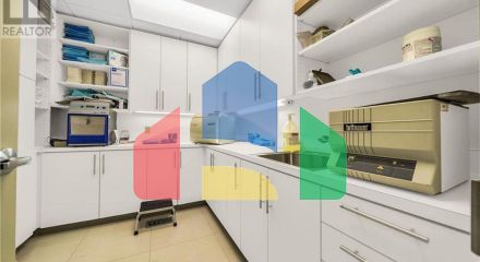 Commercial - Commercial/Retail - Hamilton, Canada - Canada Commercial - Commercial/Retail - Hamilton, Canada - Canada