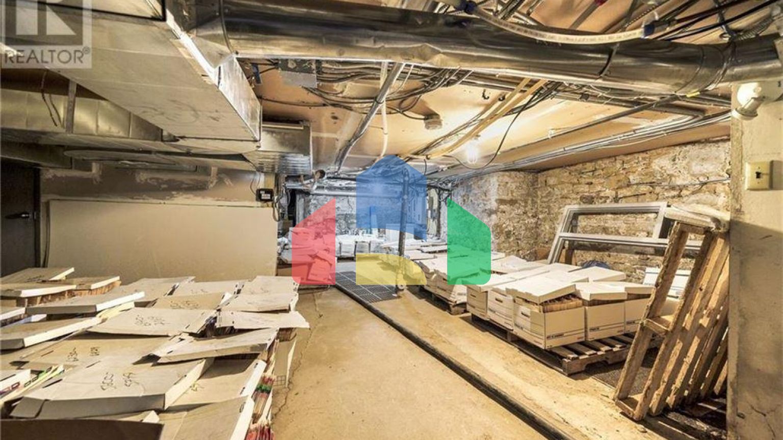 Commercial - Commercial/Retail - Hamilton, Canada - Canada