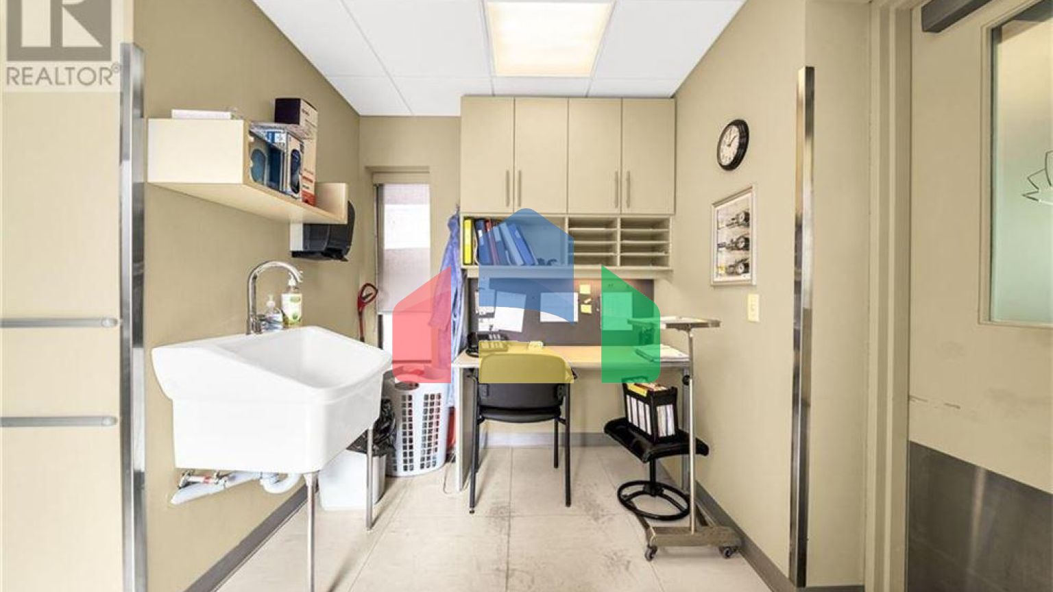 Commercial - Commercial/Retail - Hamilton, Canada - Canada