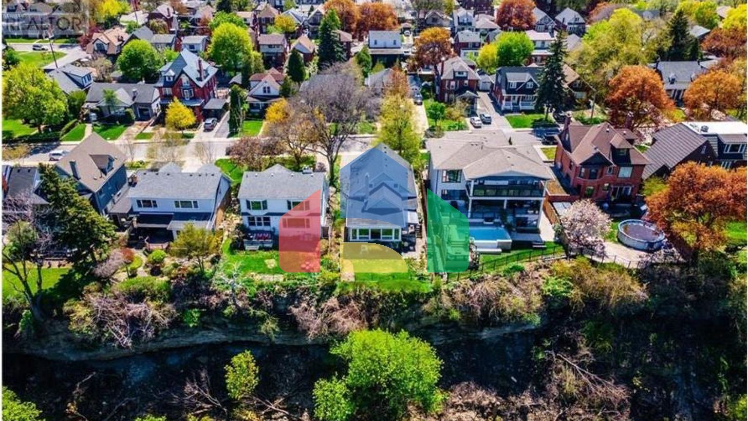 Residential - Single Family Home - Hamilton, Canada - Canada