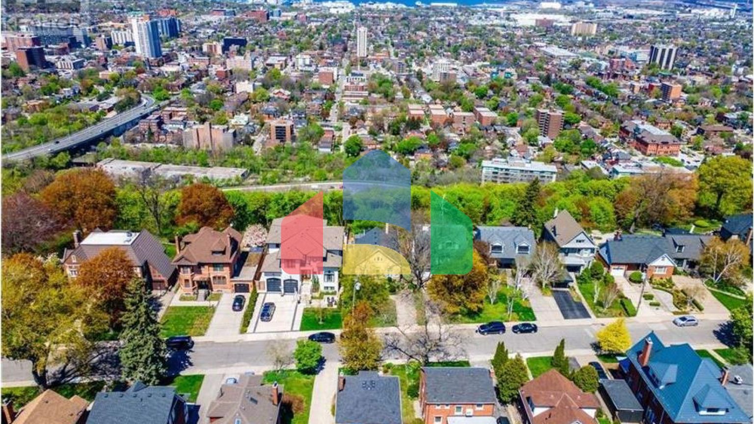 Residential - Single Family Home - Hamilton, Canada - Canada