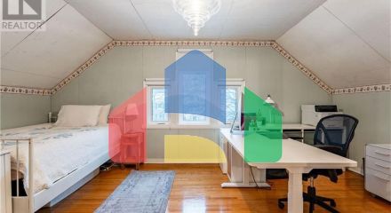 Residential - Single Family Home - Hamilton, Canada - Canada