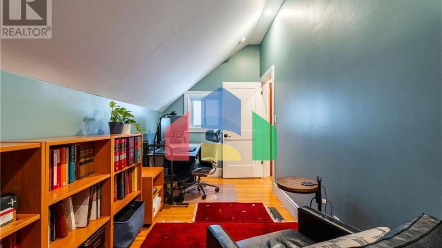 Residential - Single Family Home - Hamilton, Canada - Canada