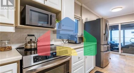 Residential - Single Family Home - Hamilton, Canada - Canada