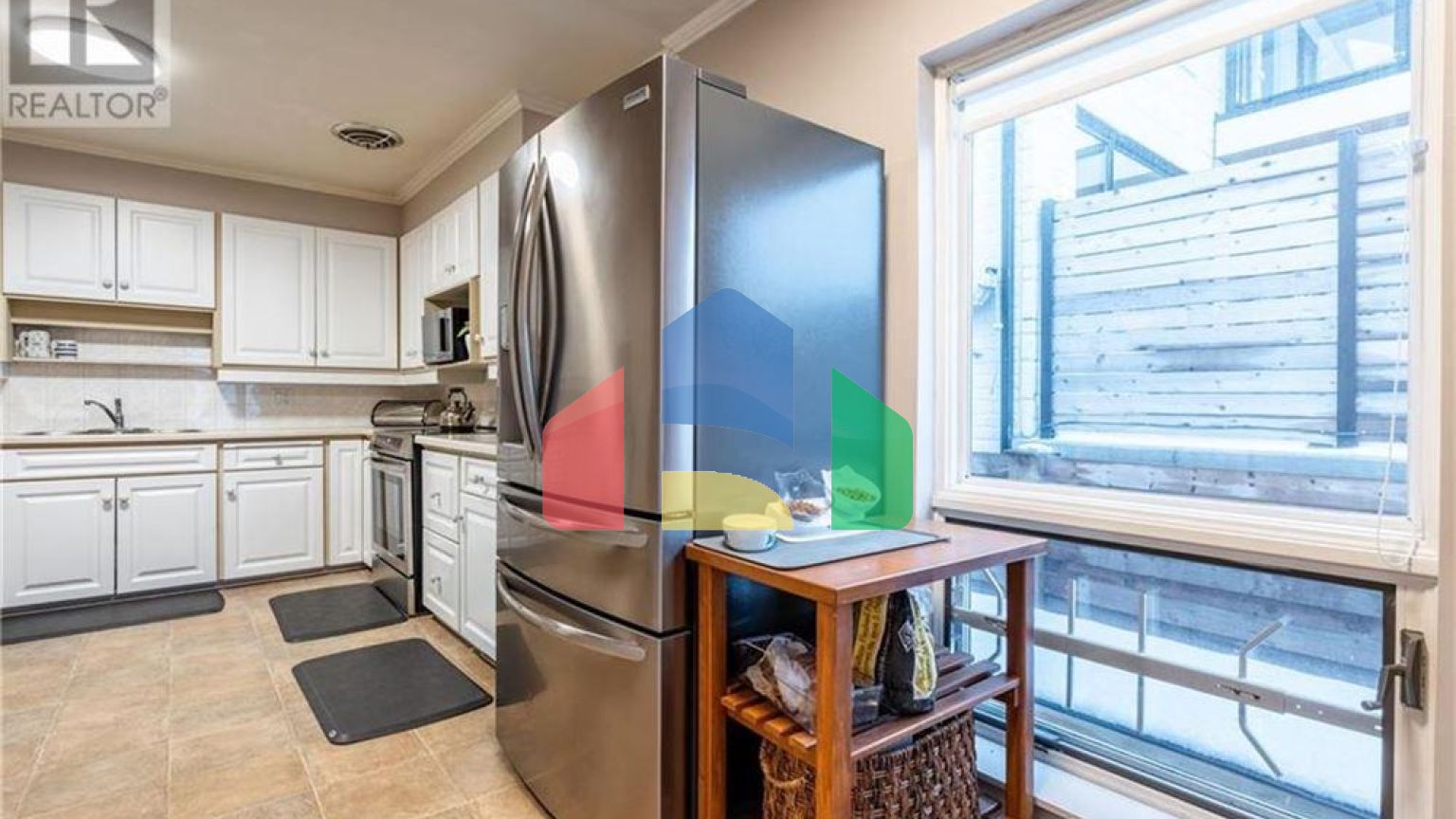 Residential - Single Family Home - Hamilton, Canada - Canada