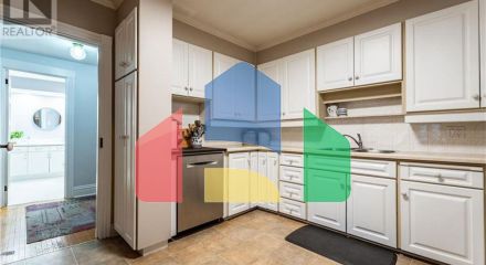 Residential - Single Family Home - Hamilton, Canada - Canada